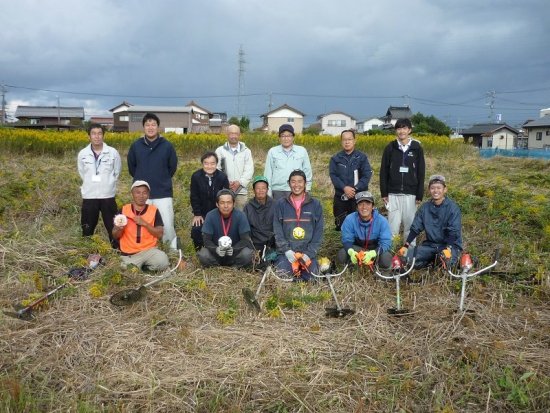 10月28日　アグリスタート研修15期生の集合研修（草刈研修）を開催しました。